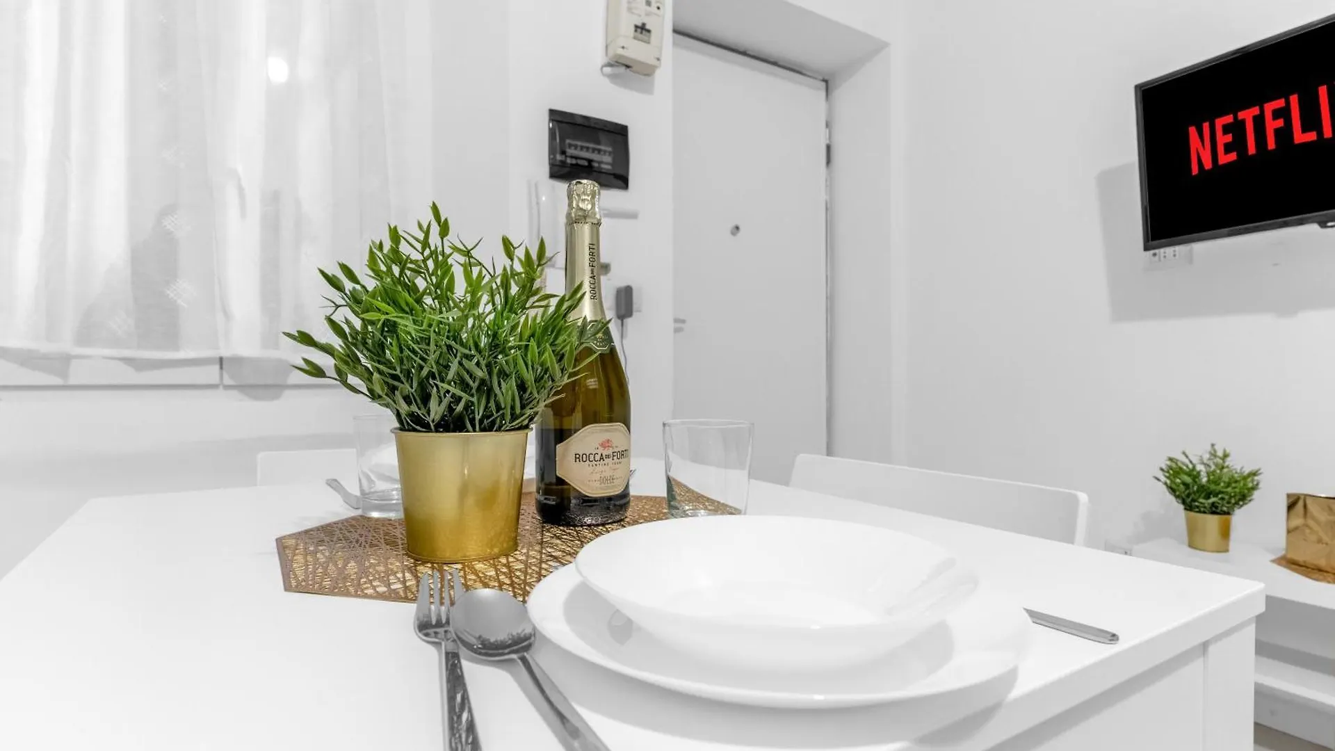 Apartment Arq16 - Duomo-Loreto - Central - Modern Milan